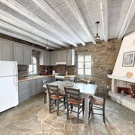 The Traditional Stone * Koundouros