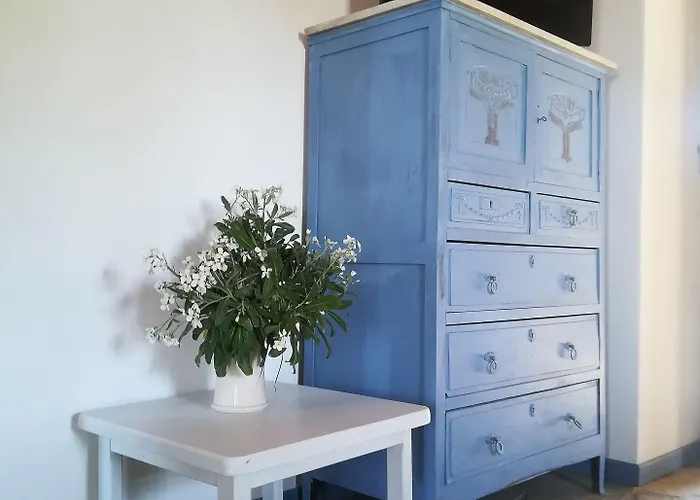 The Traditional Stone *